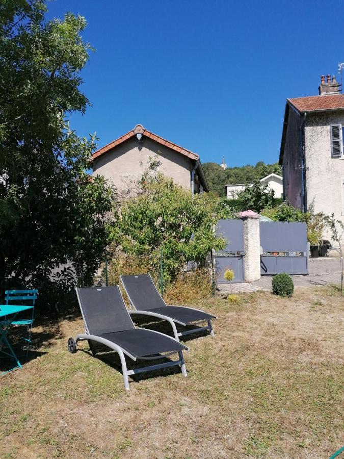Le Garni Vendemiaire Apartment Vesoul Exterior foto